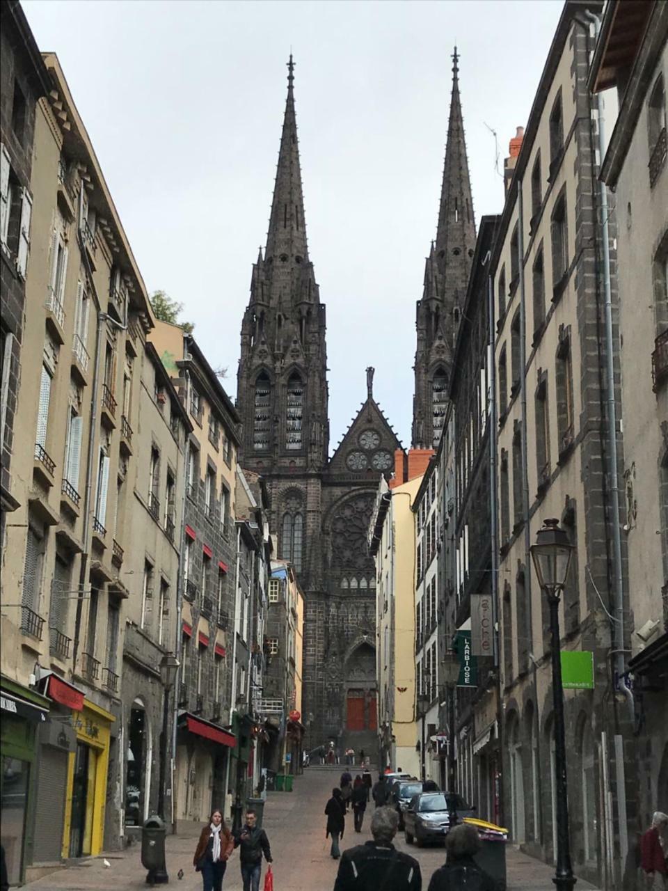 Esprit Cosy Sur Plateau Central Clermont-Ferrand Bagian luar foto