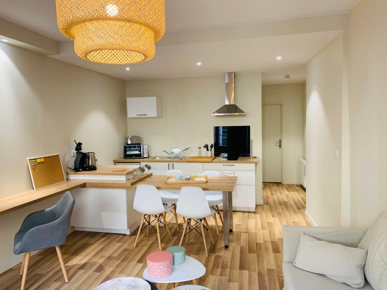 Esprit Cosy Sur Plateau Central Clermont-Ferrand Bagian luar foto
